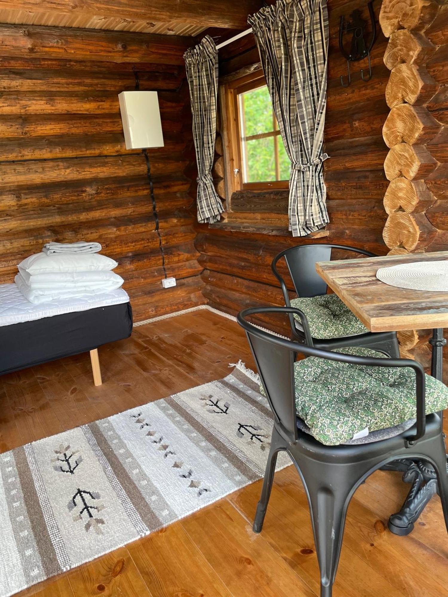 Svensson's Log Holiday home Osby (Skane)